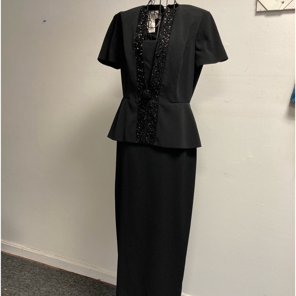 Vintage Evan Picone long black dress size 6 Petite made in Hong Kong $65